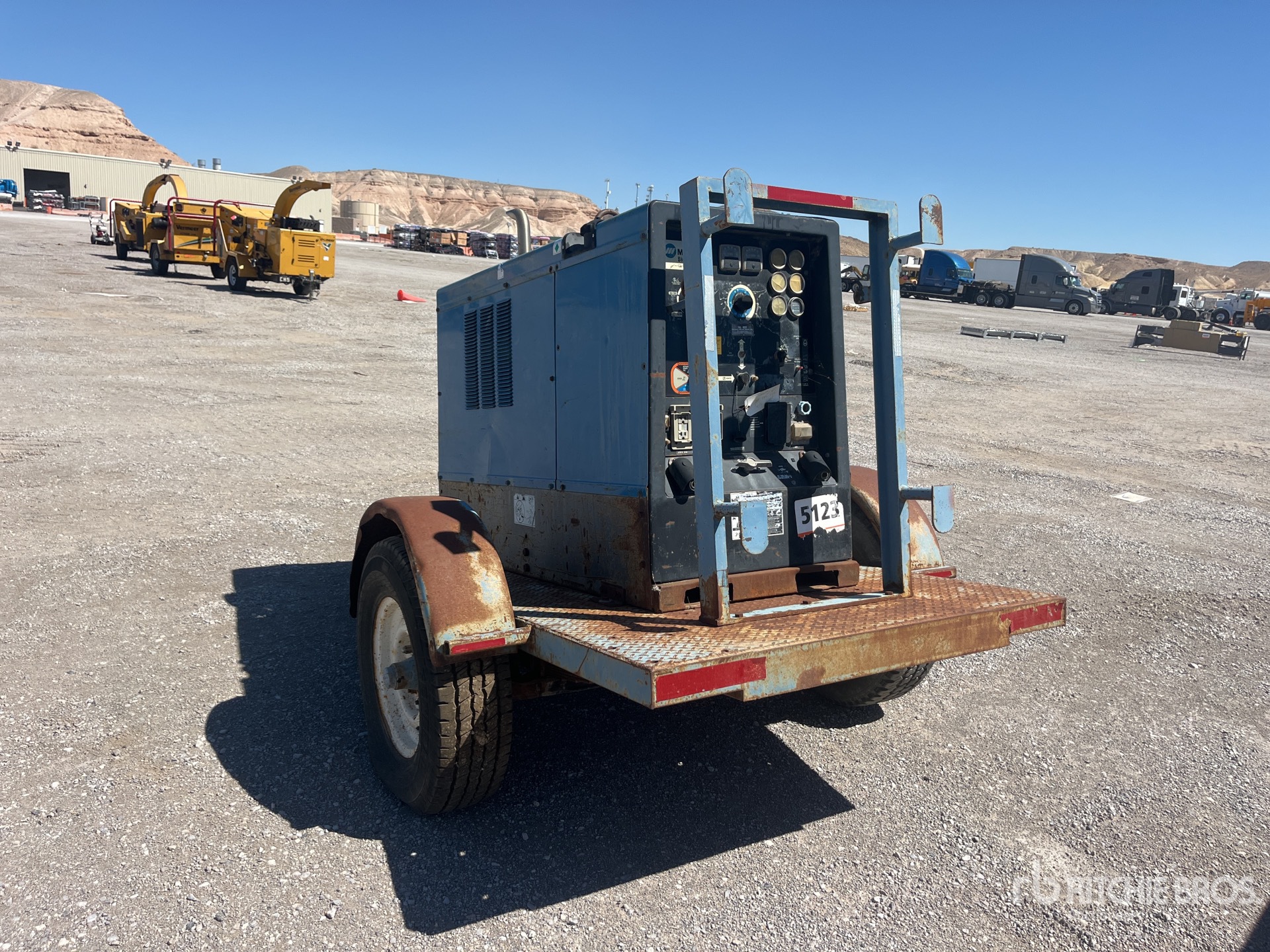 2001 Miller BIG BLUE 402D