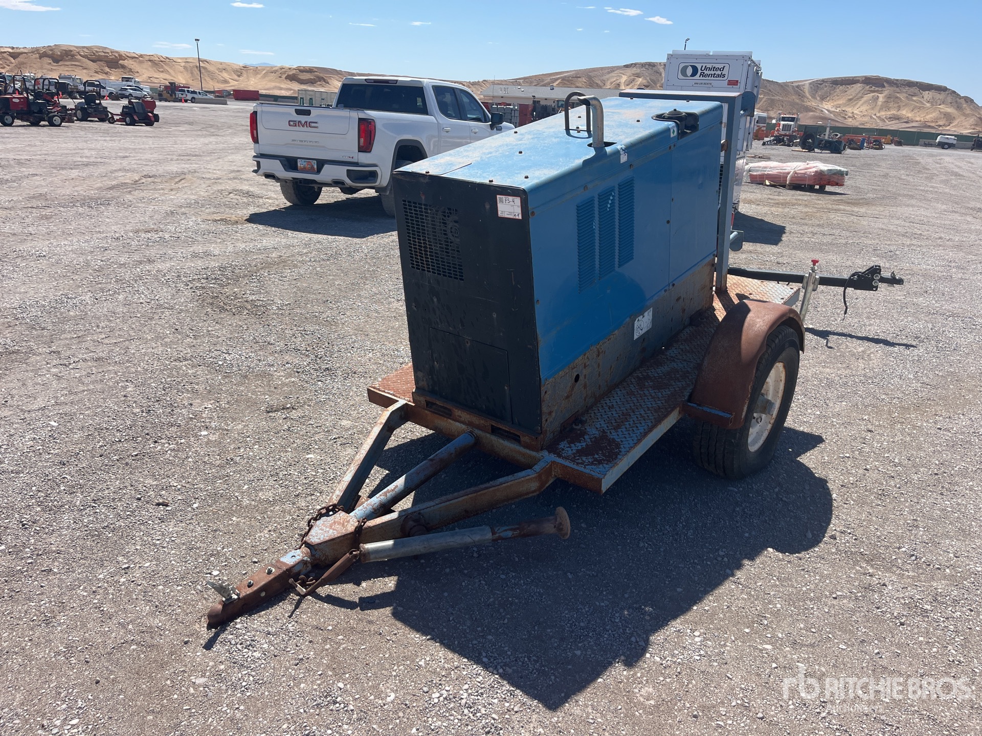 Photo of 2001 Miller BIG BLUE 402D