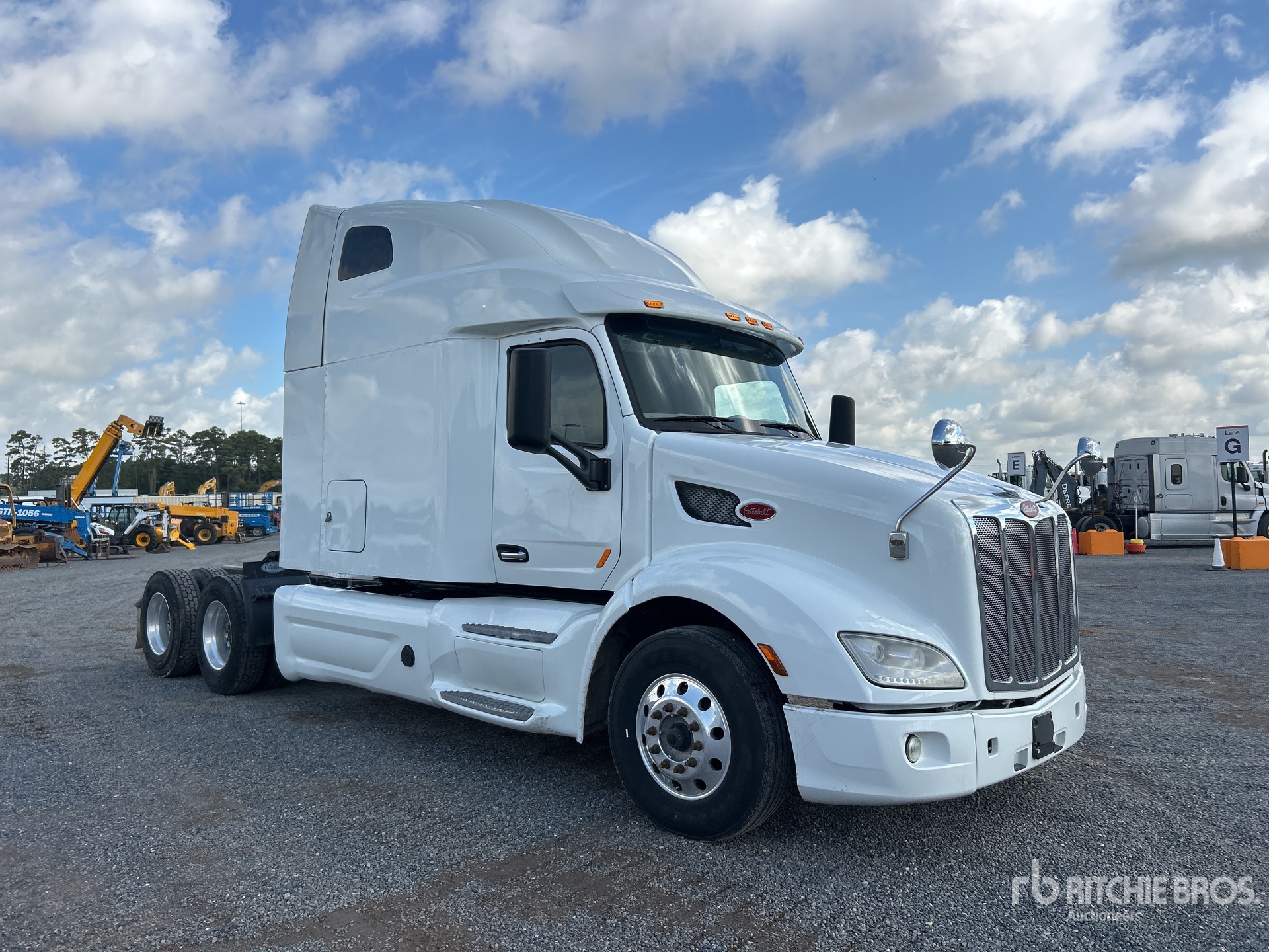 2022 Peterbilt 579