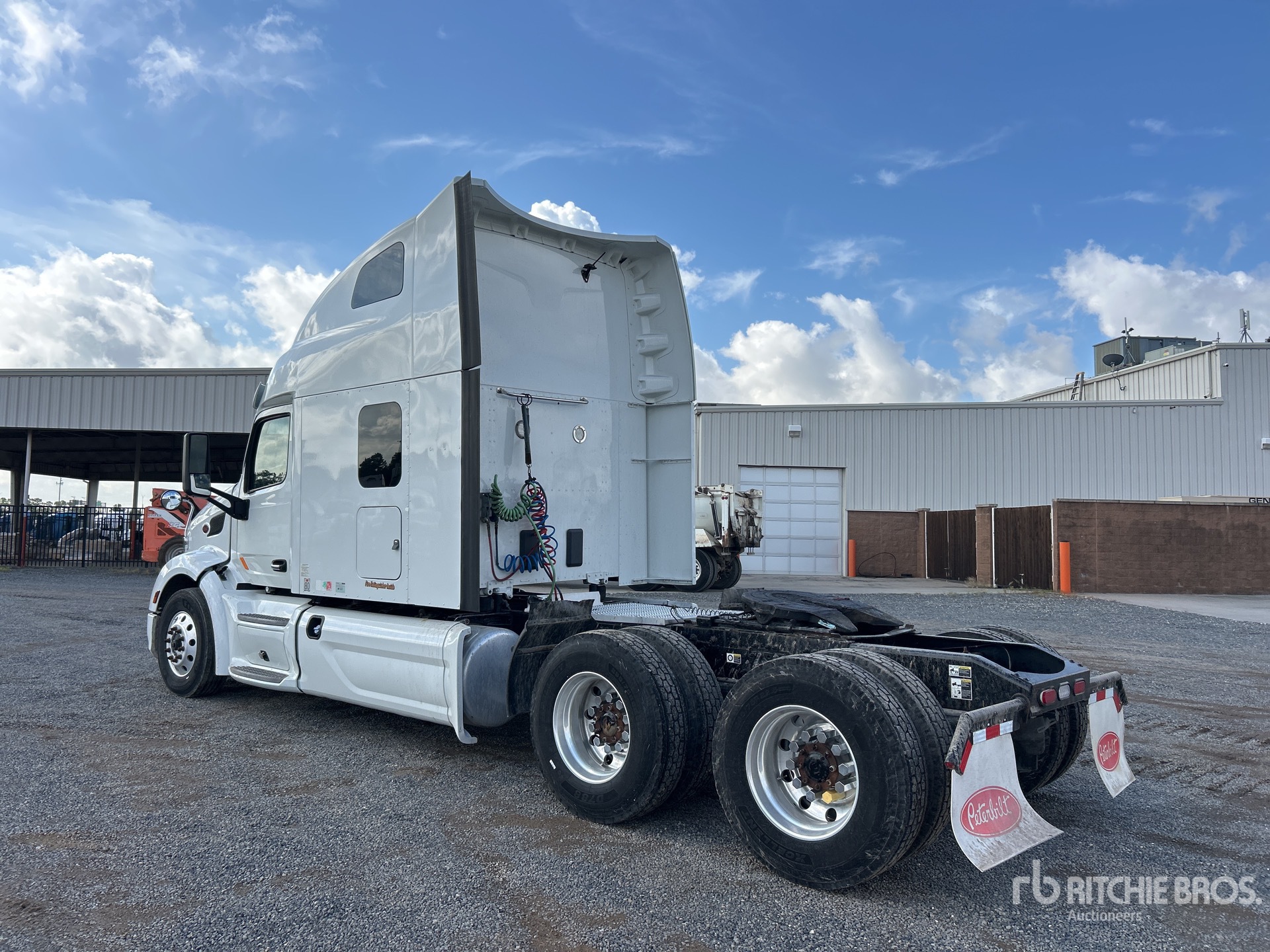 2022 Peterbilt 579