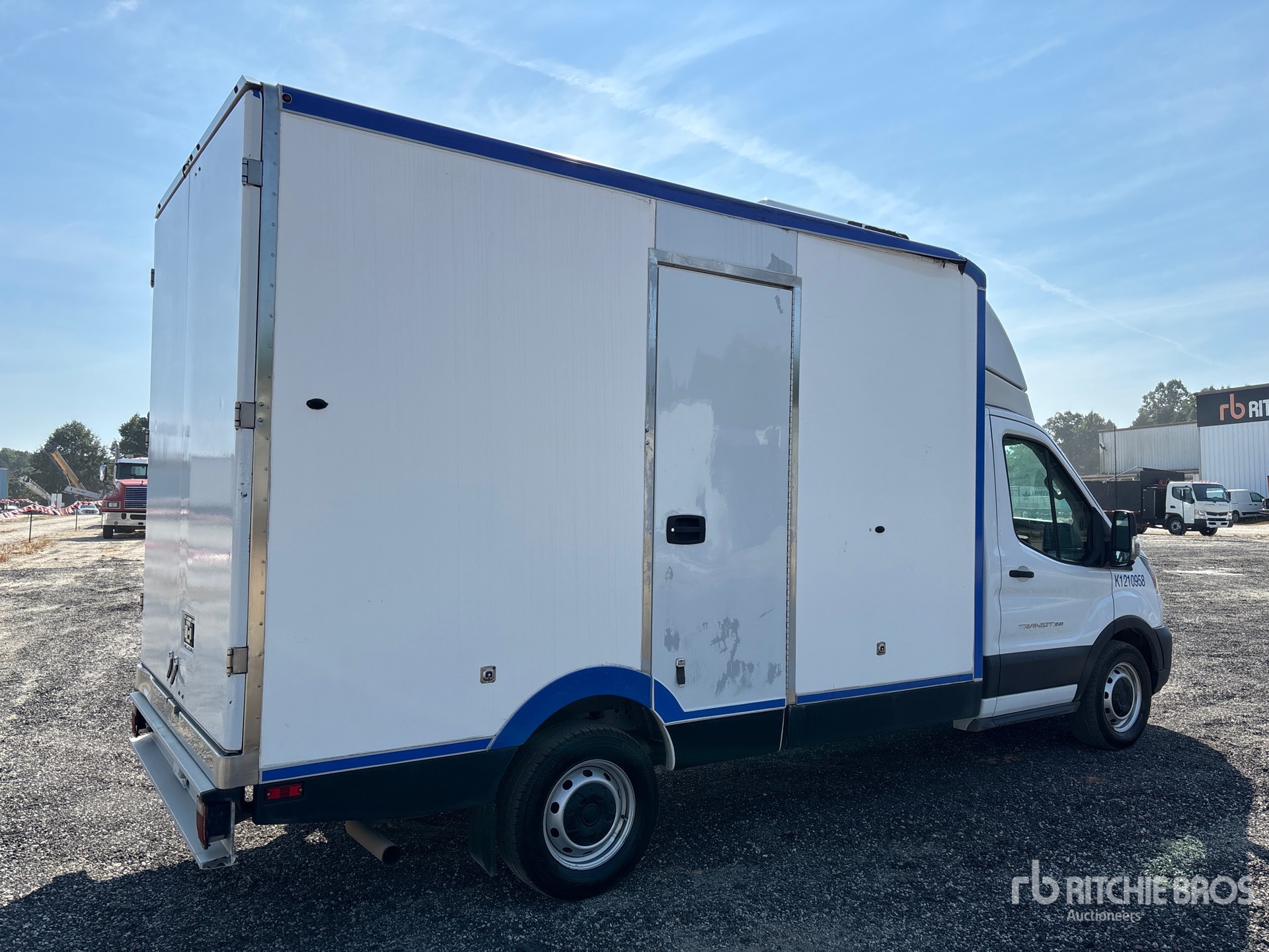 2022 Ford TRANSIT