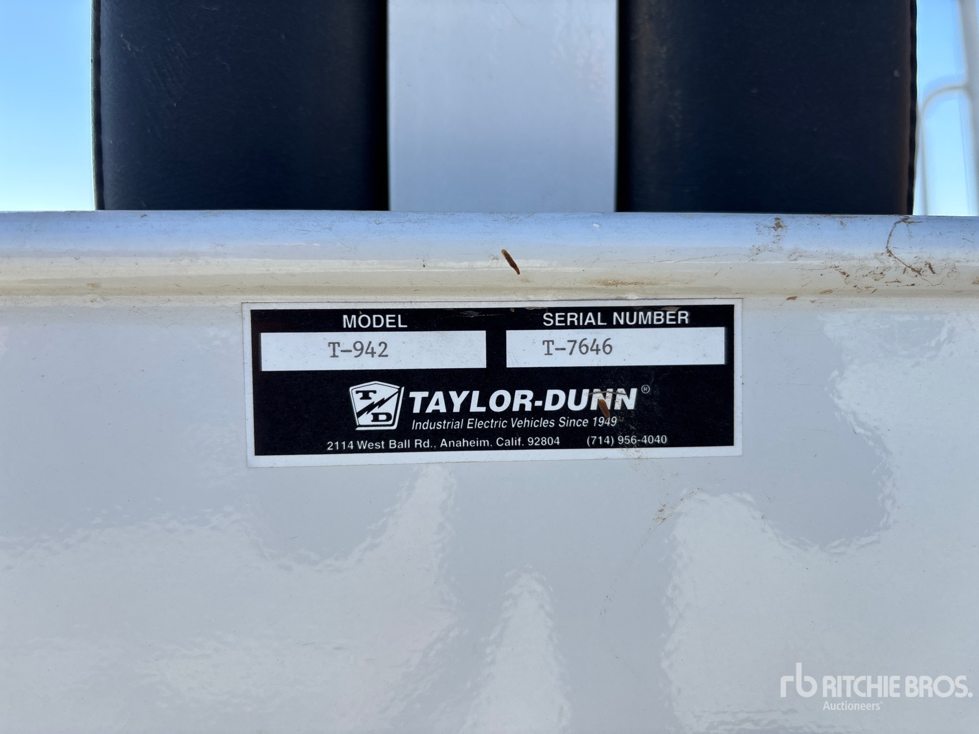 Taylor-Dunn T-942