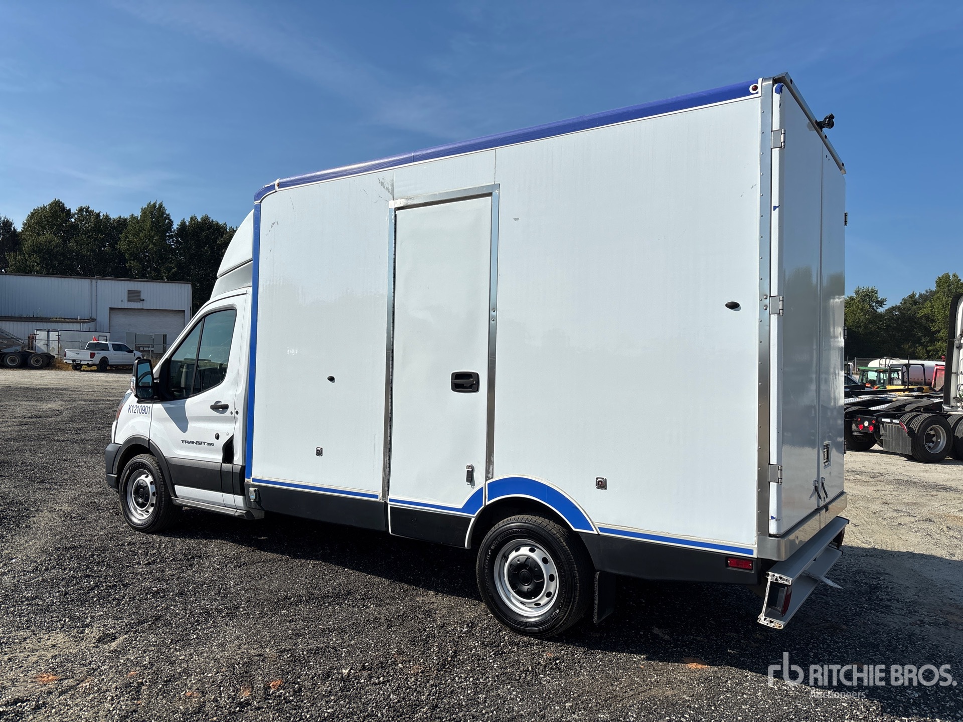 2021 Ford TRANSIT