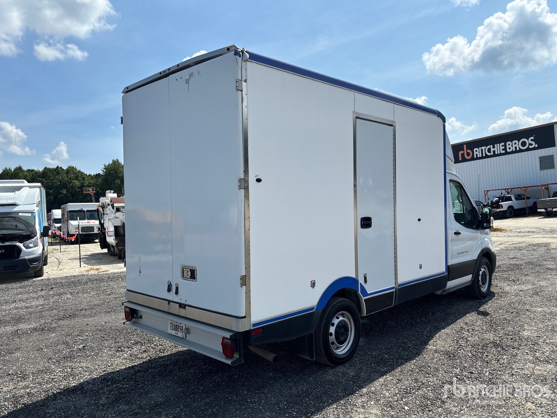 2022 Ford TRANSIT