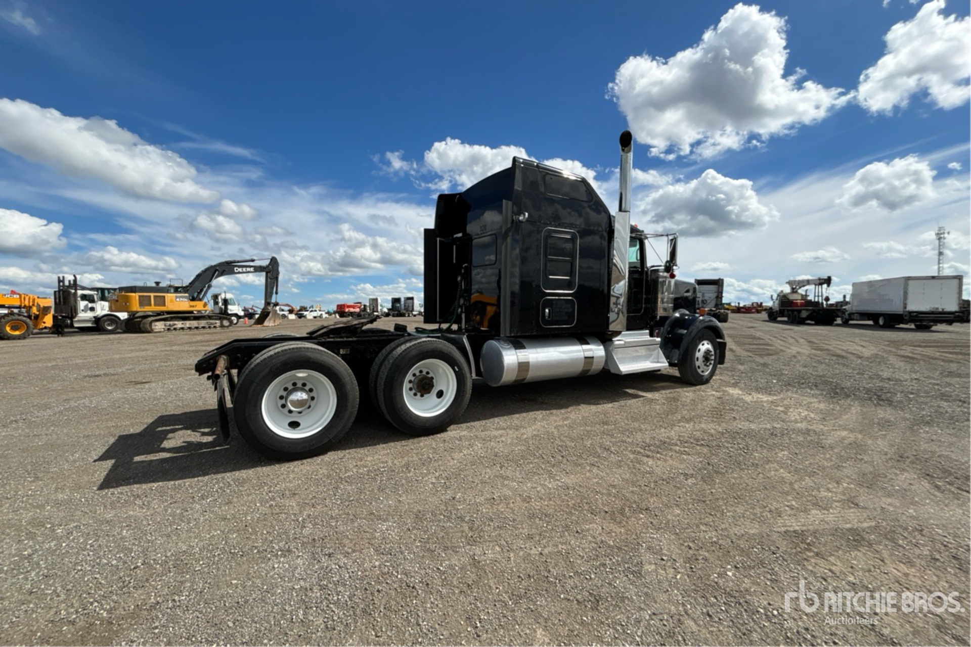 2019 Kenworth W900