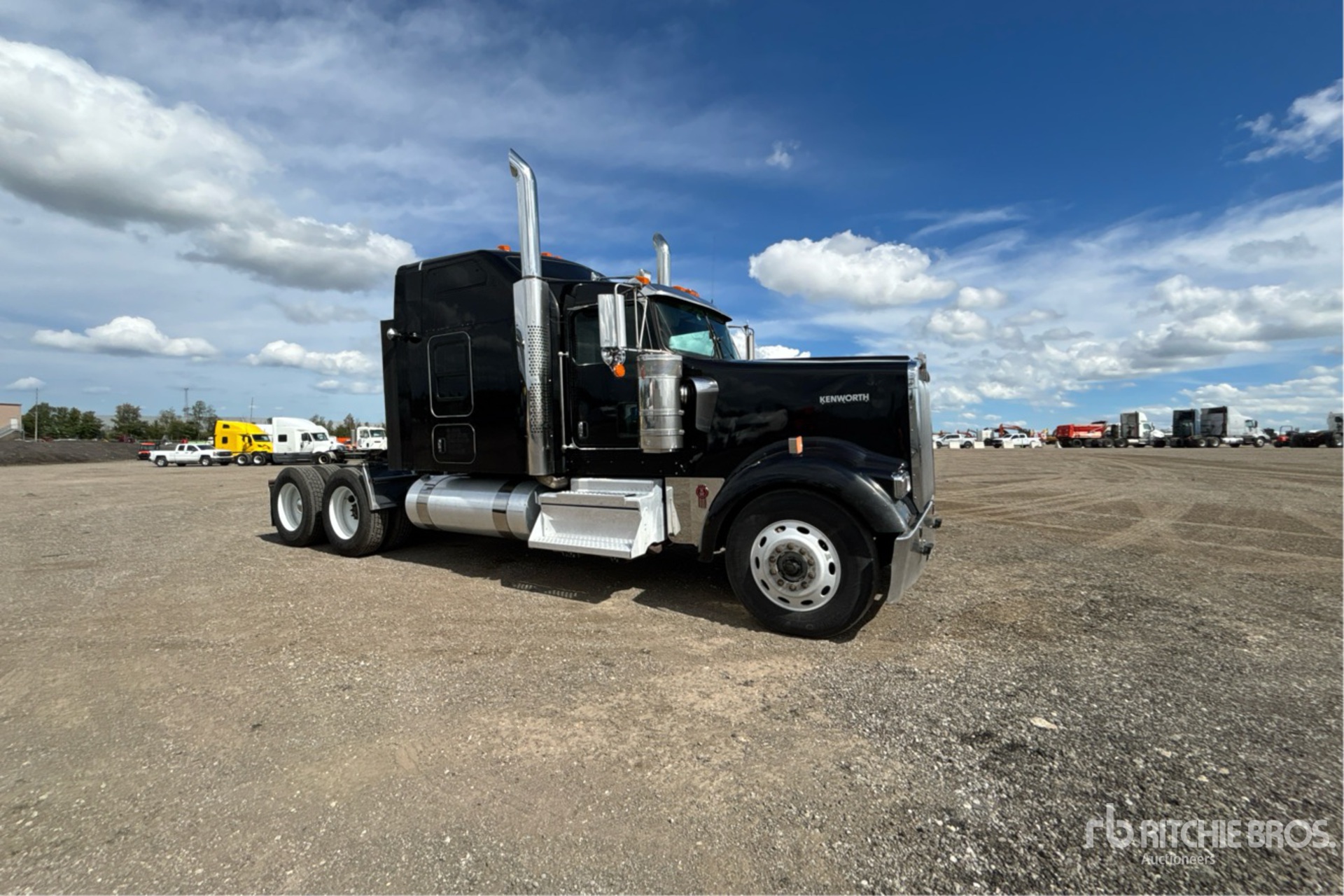 2019 Kenworth W900