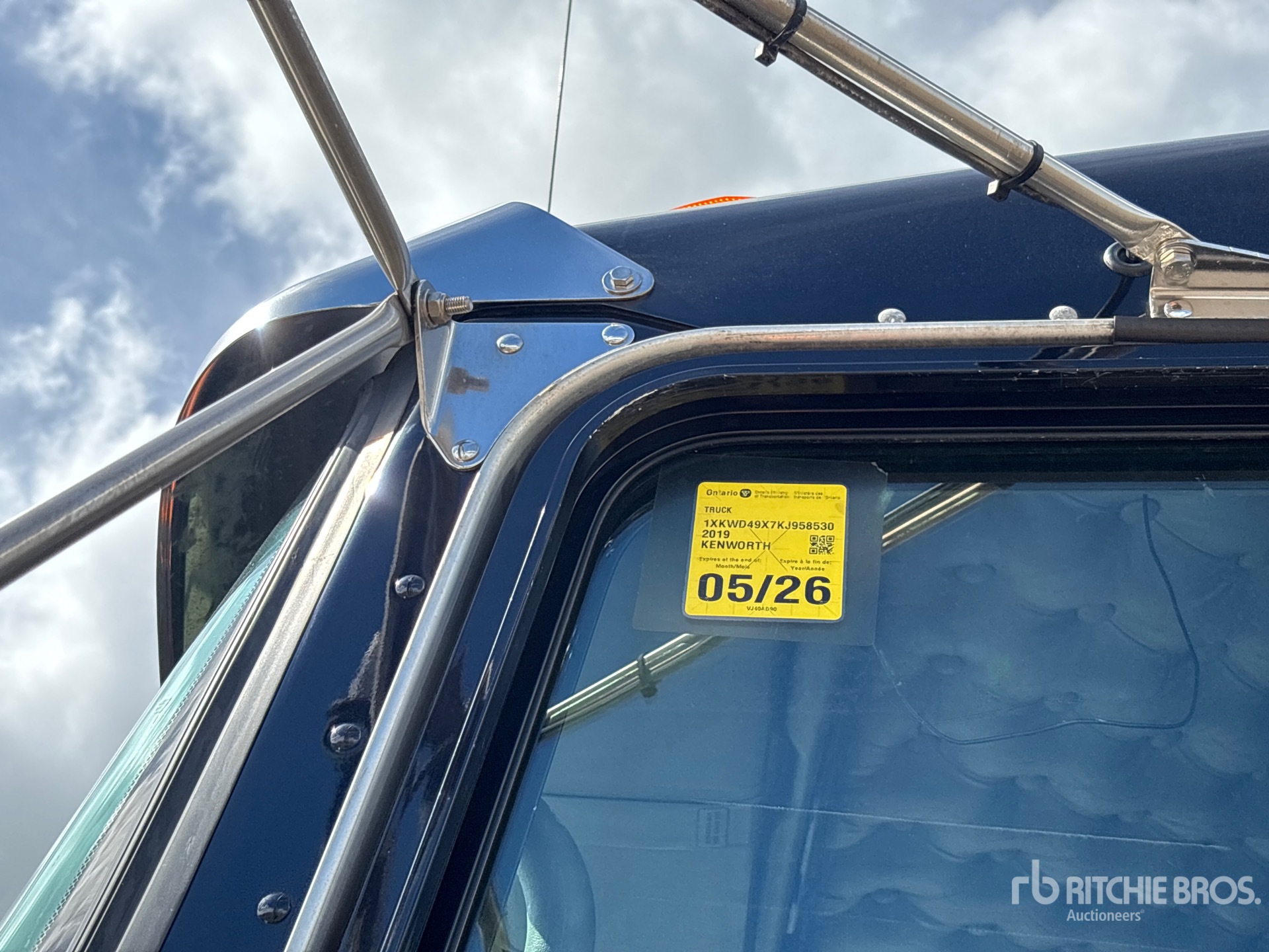 2019 Kenworth W900