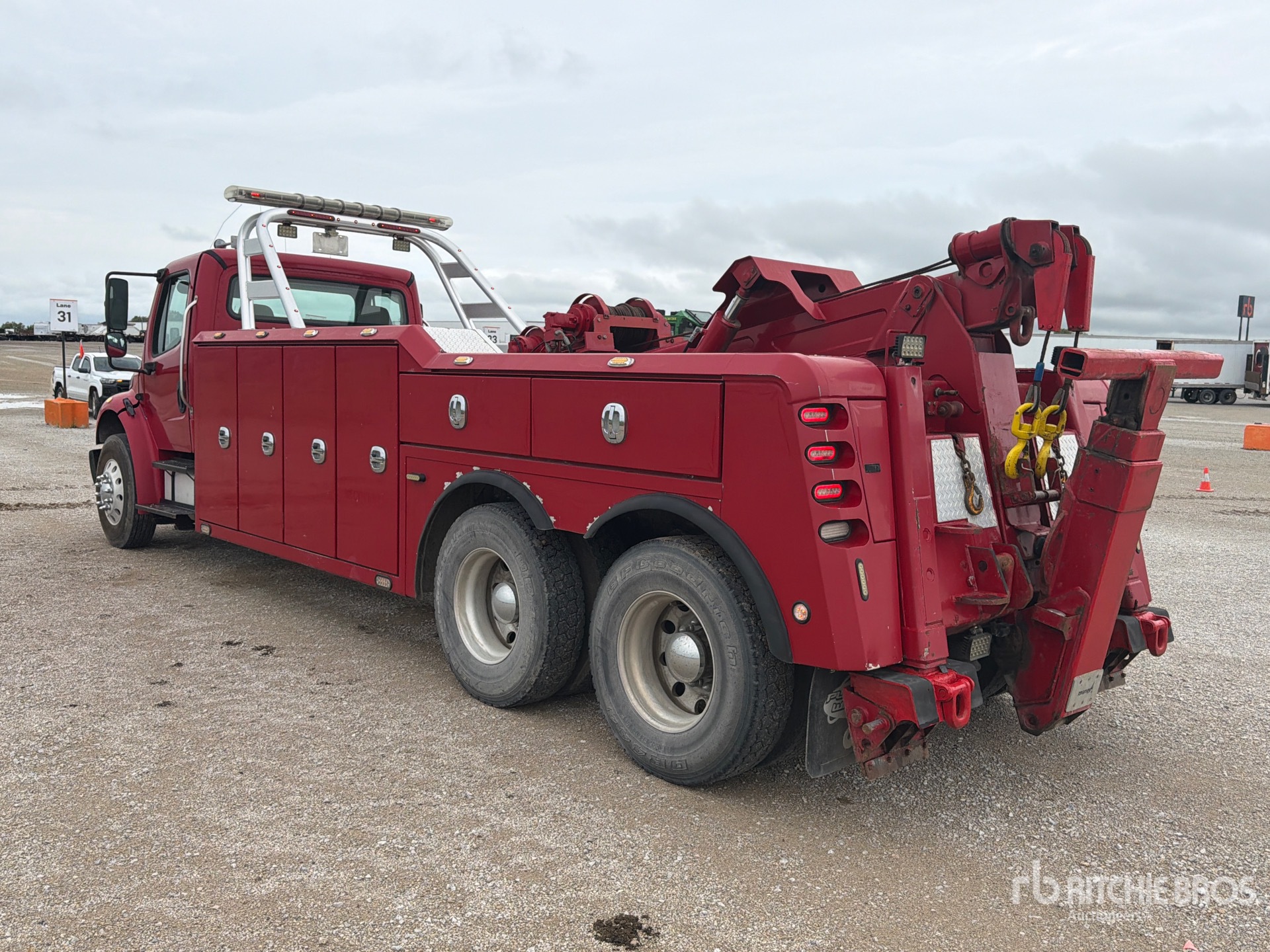 2007 Freightliner M2 106