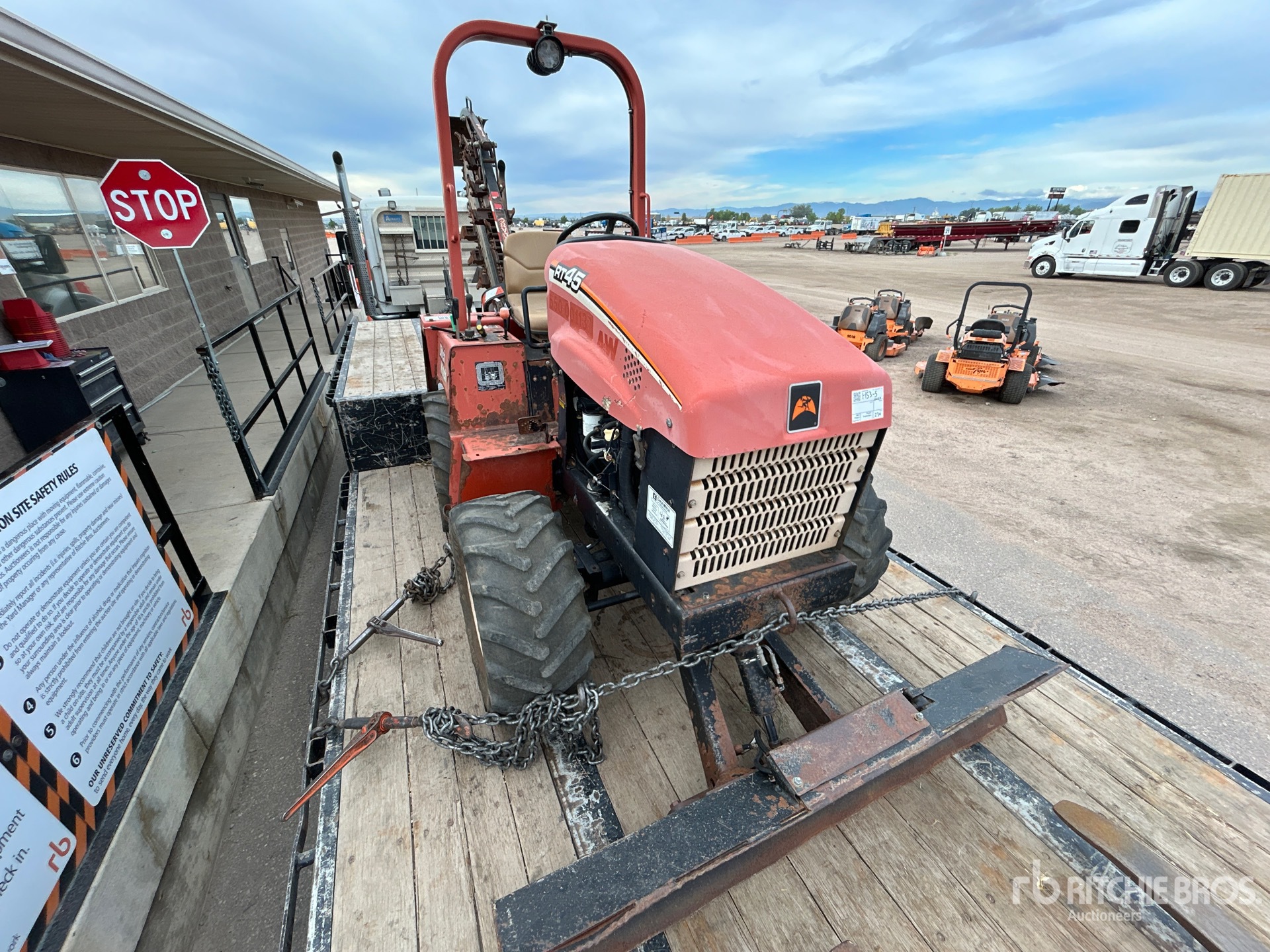 Ditch Witch RT45
