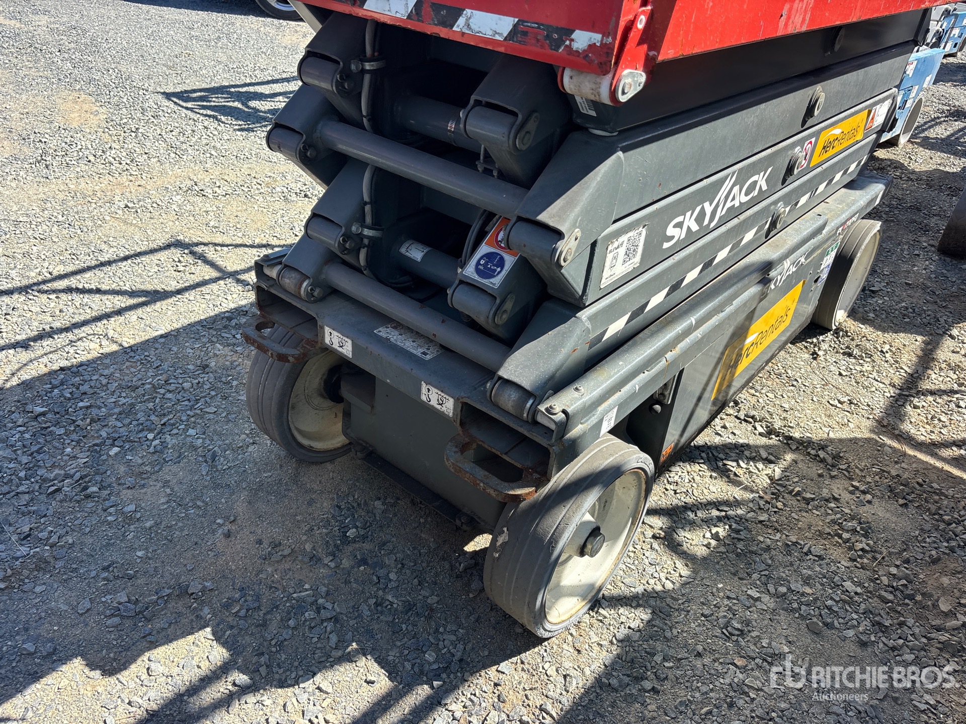 2022 Skyjack SJ 3226