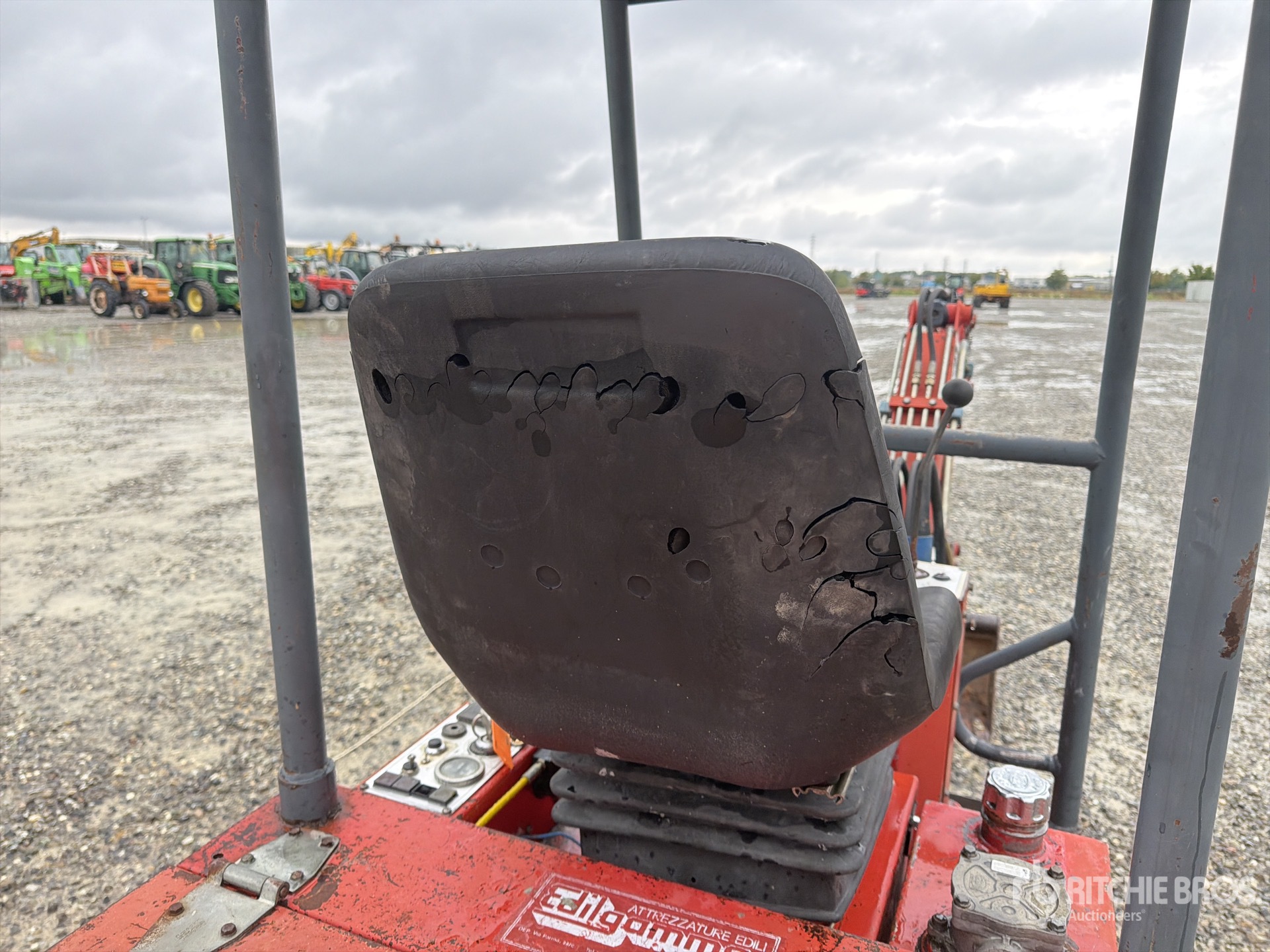 Hinowa DM10