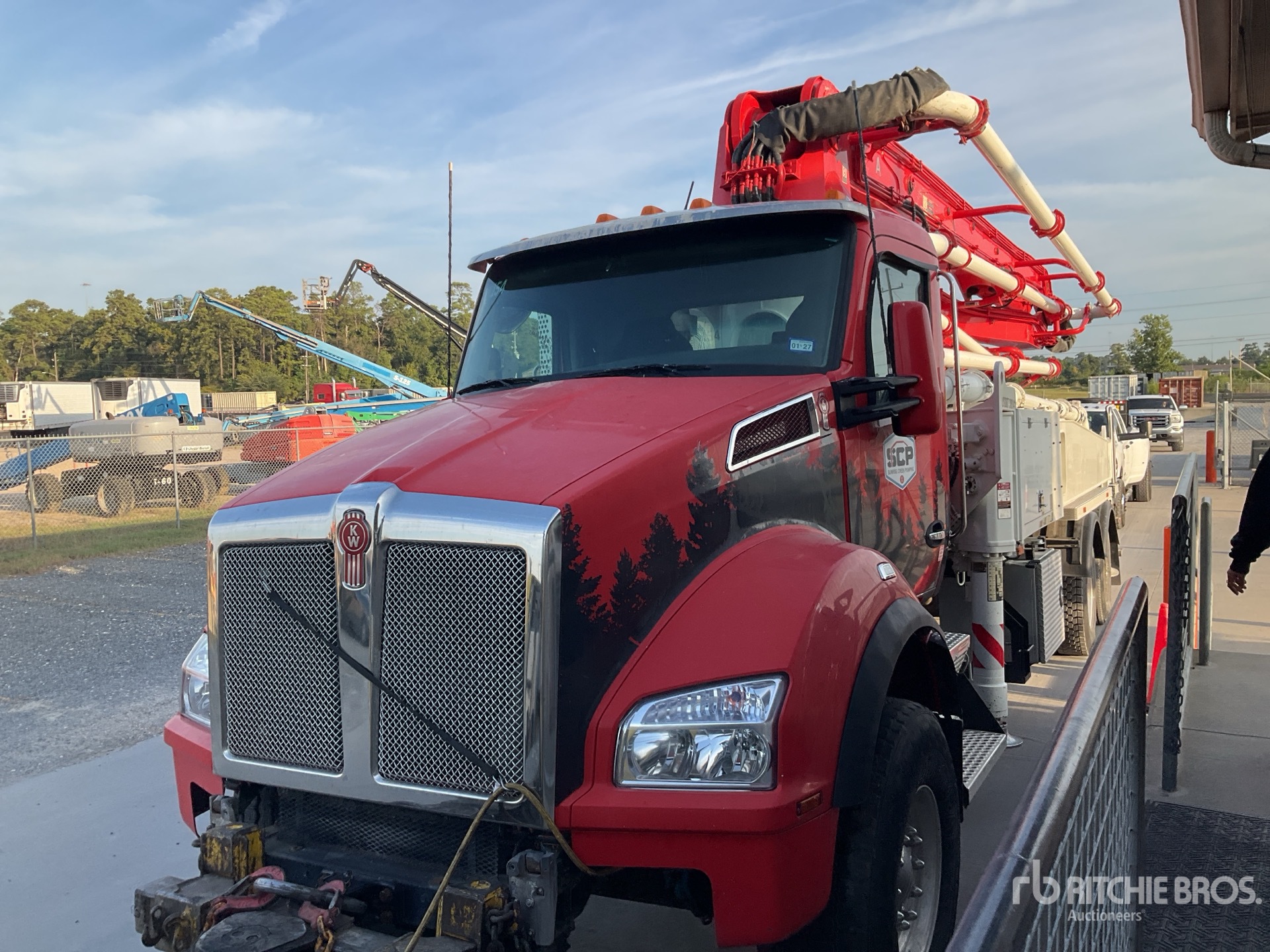 2024 Kenworth T880