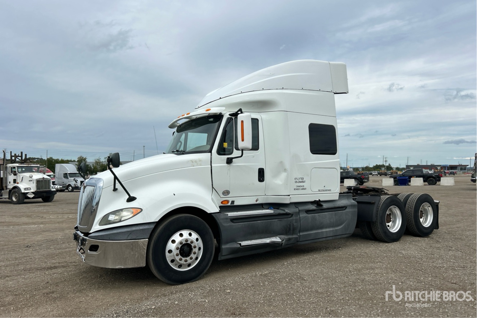 2016 International PROSTAR+ 122