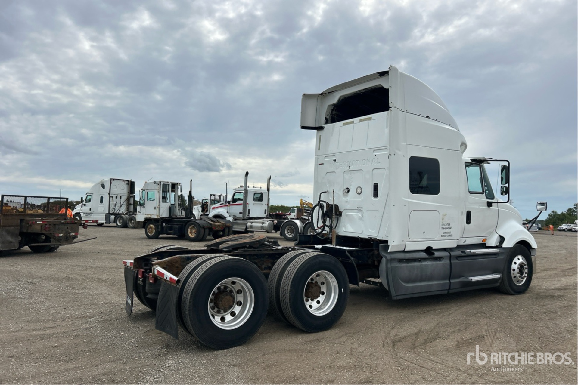 2016 International PROSTAR+ 122