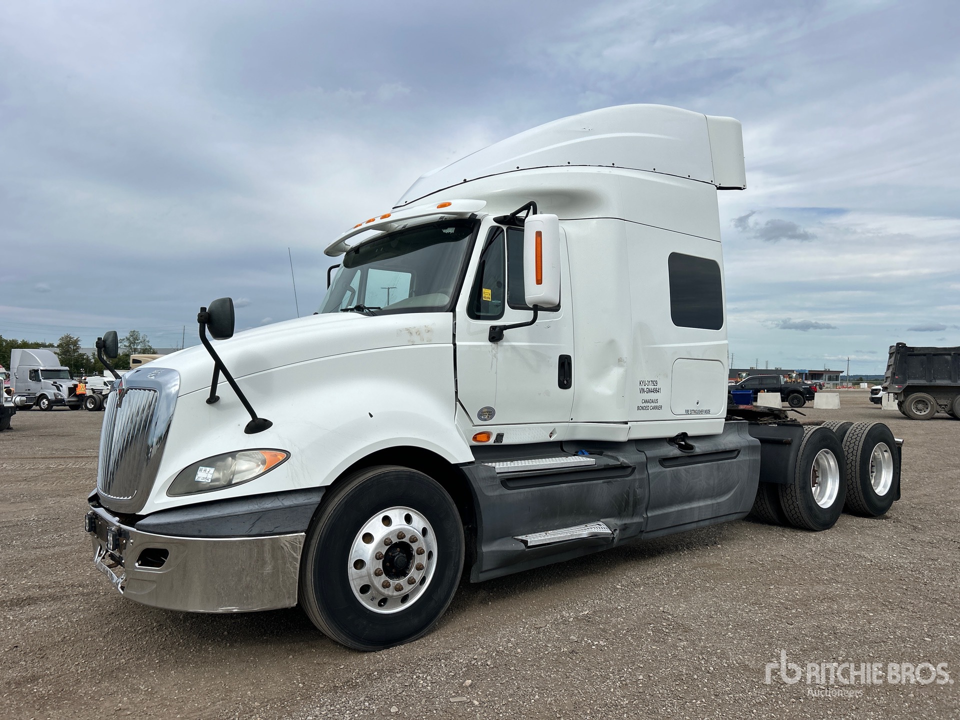 2016 International PROSTAR+ 122