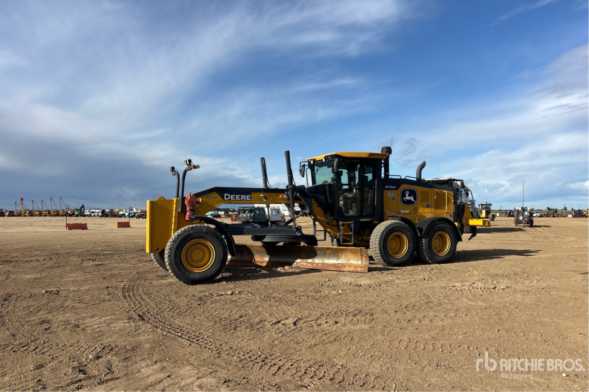 2022 John Deere 872G