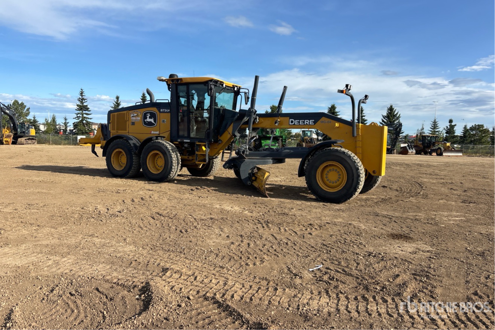 2022 John Deere 872G