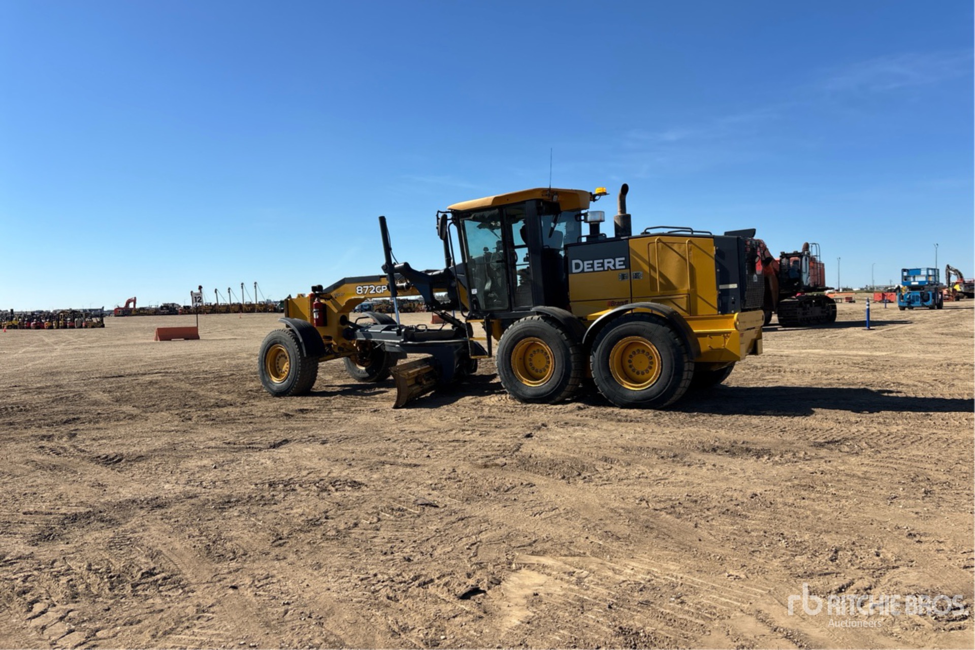 2017 John Deere 872G
