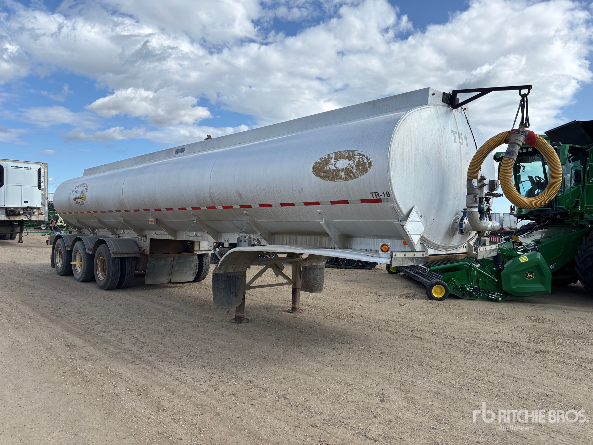 2011 Advance 38000 L TRI/A