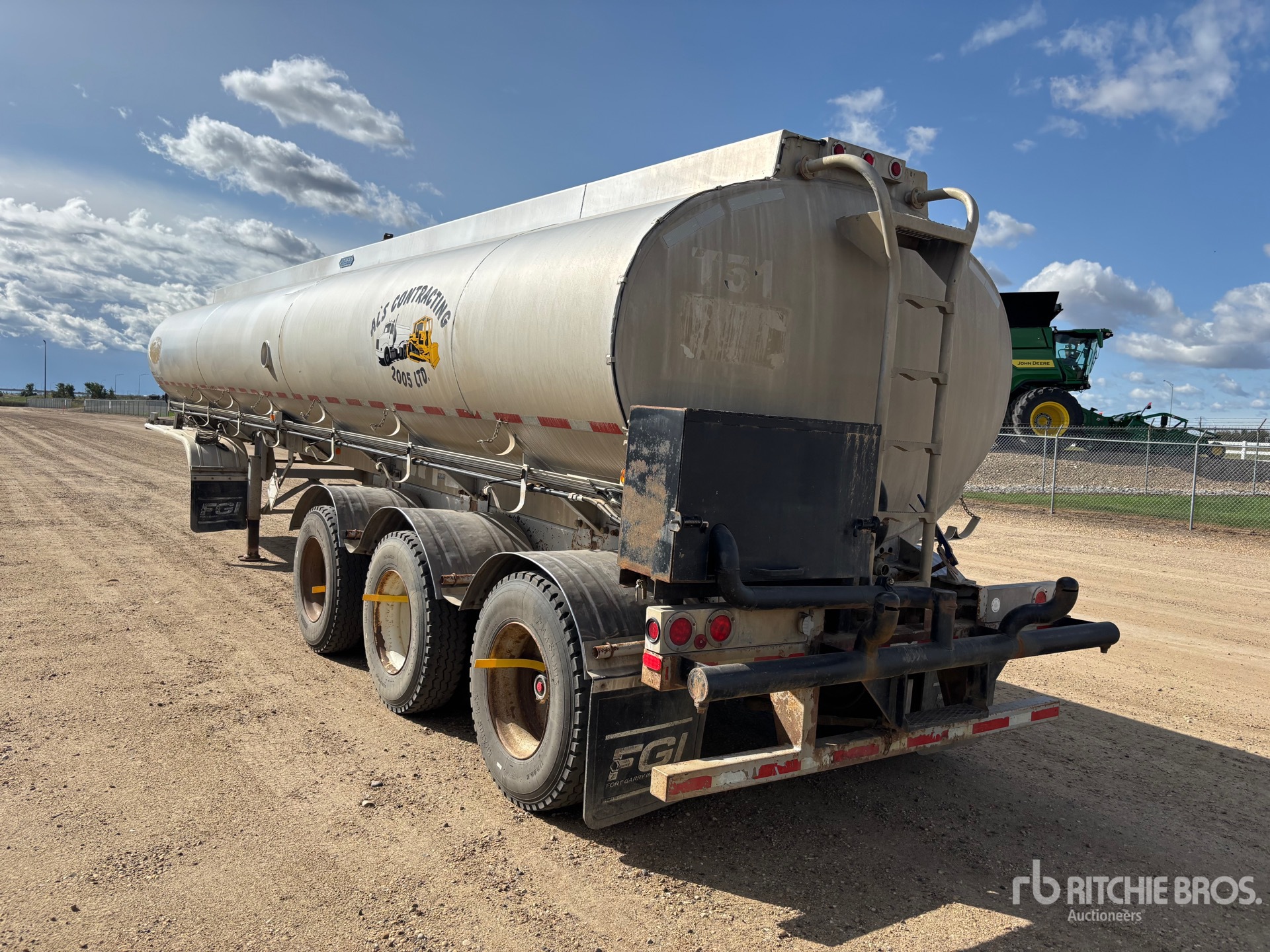 2011 Advance 38000 L TRI/A