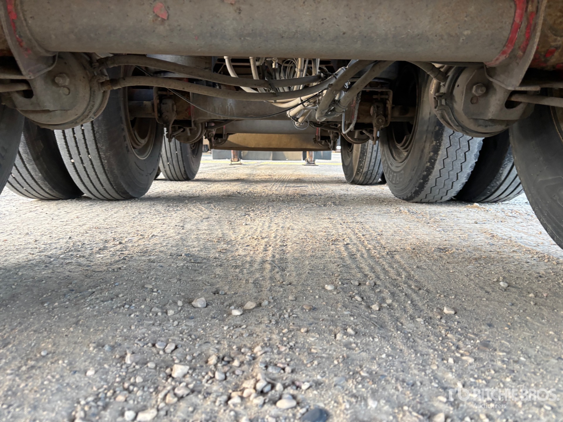 2015 Load King  32 FT SUPER B-TRAIN LEAD