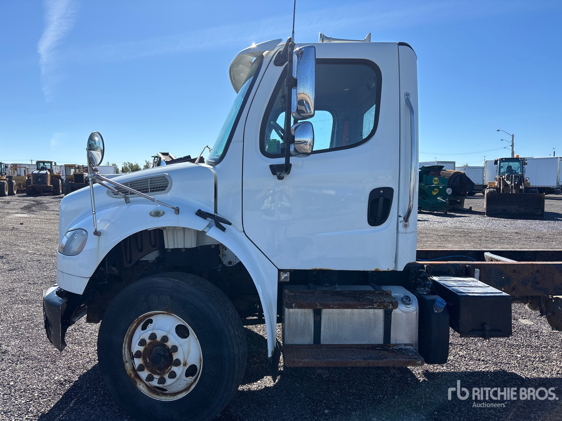 2016 Freightliner M2 106