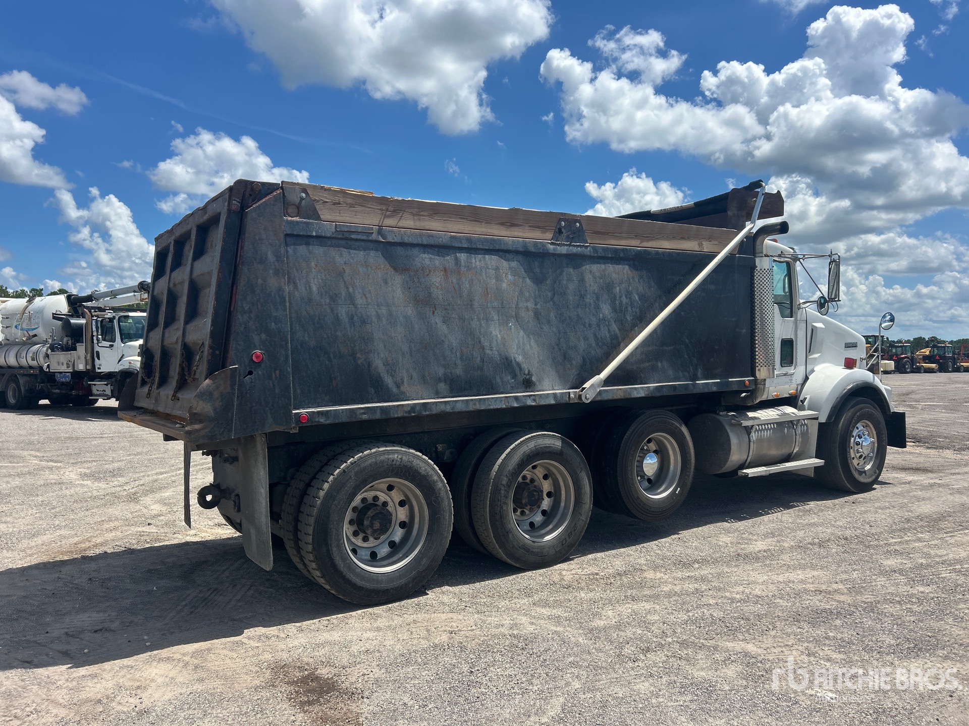 2011 Kenworth T800