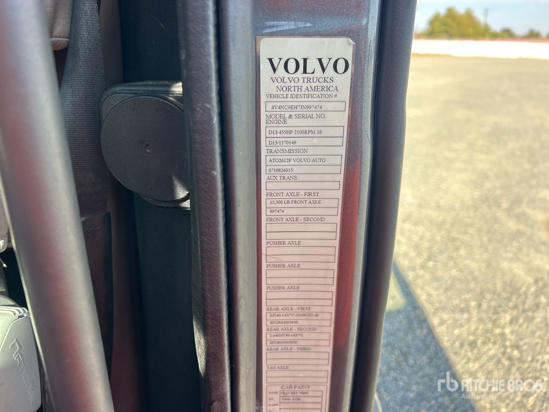 2018 Volvo VNL