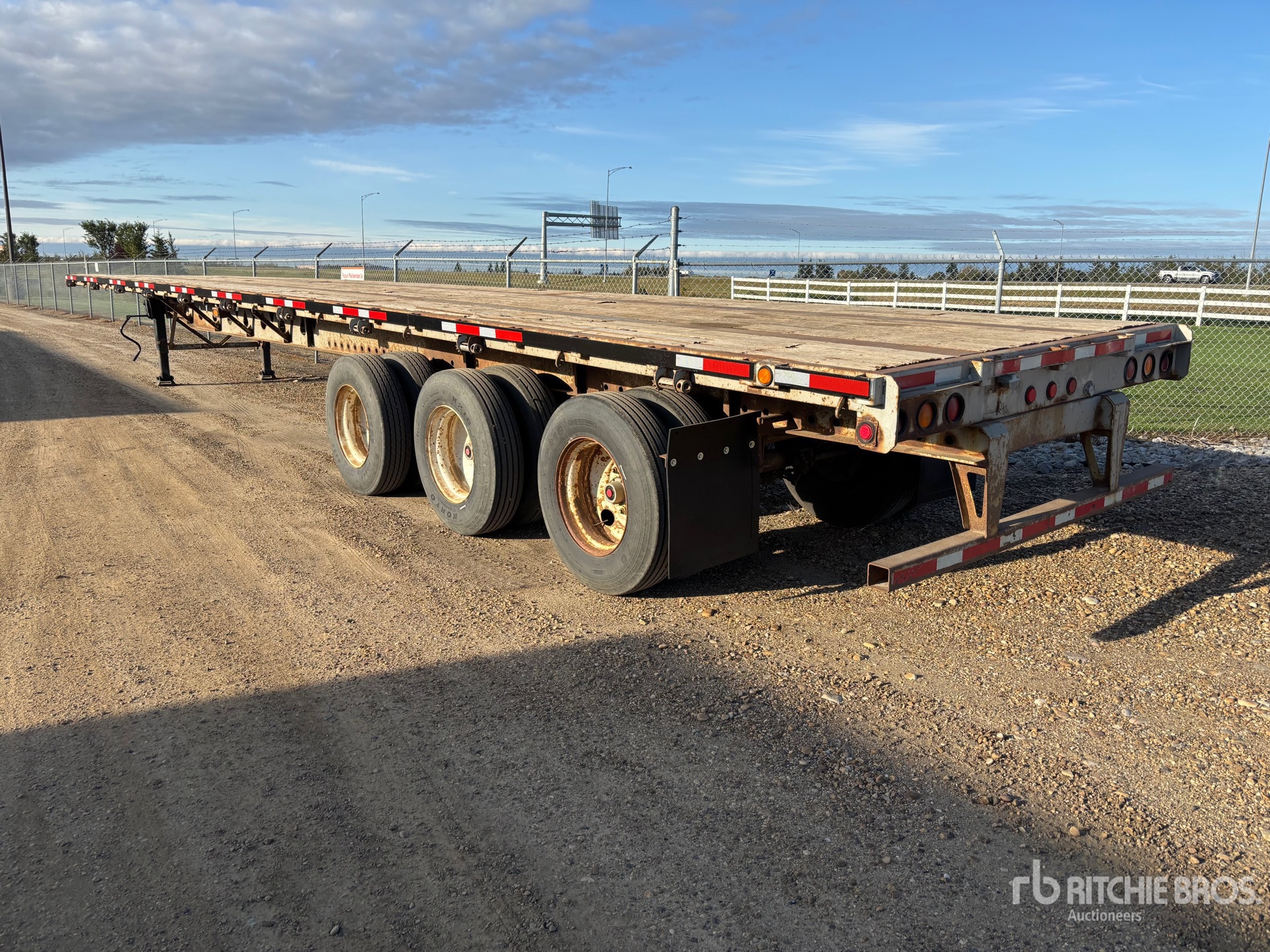 2001 Manac 53 ft Tri/A