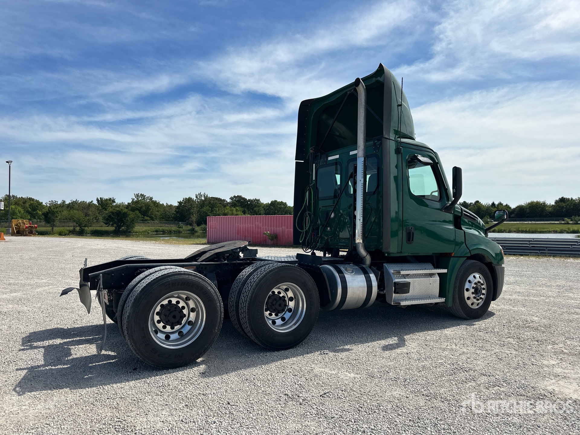 2023 Freightliner CASCADIA 126