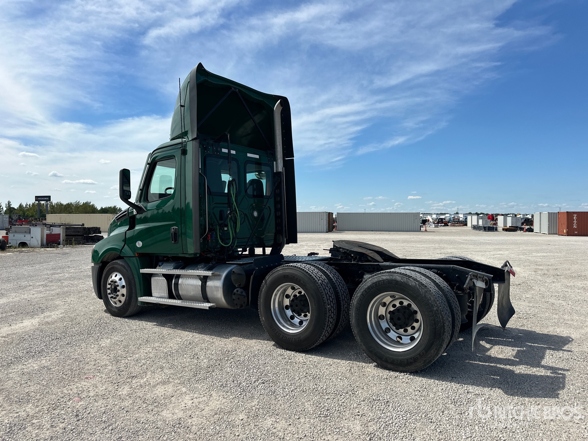 2023 Freightliner CASCADIA 126