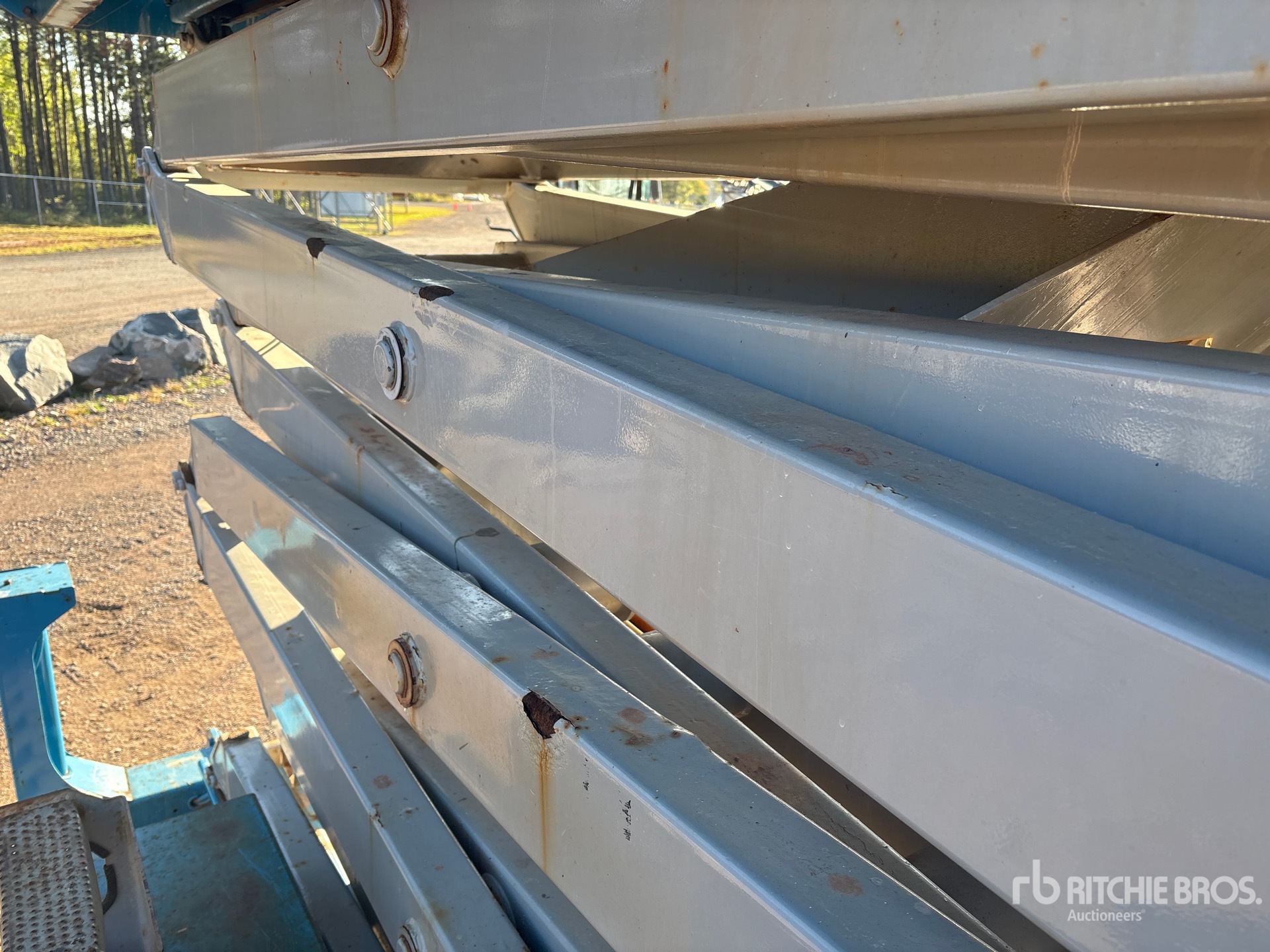 2010 Genie GS-5390RT