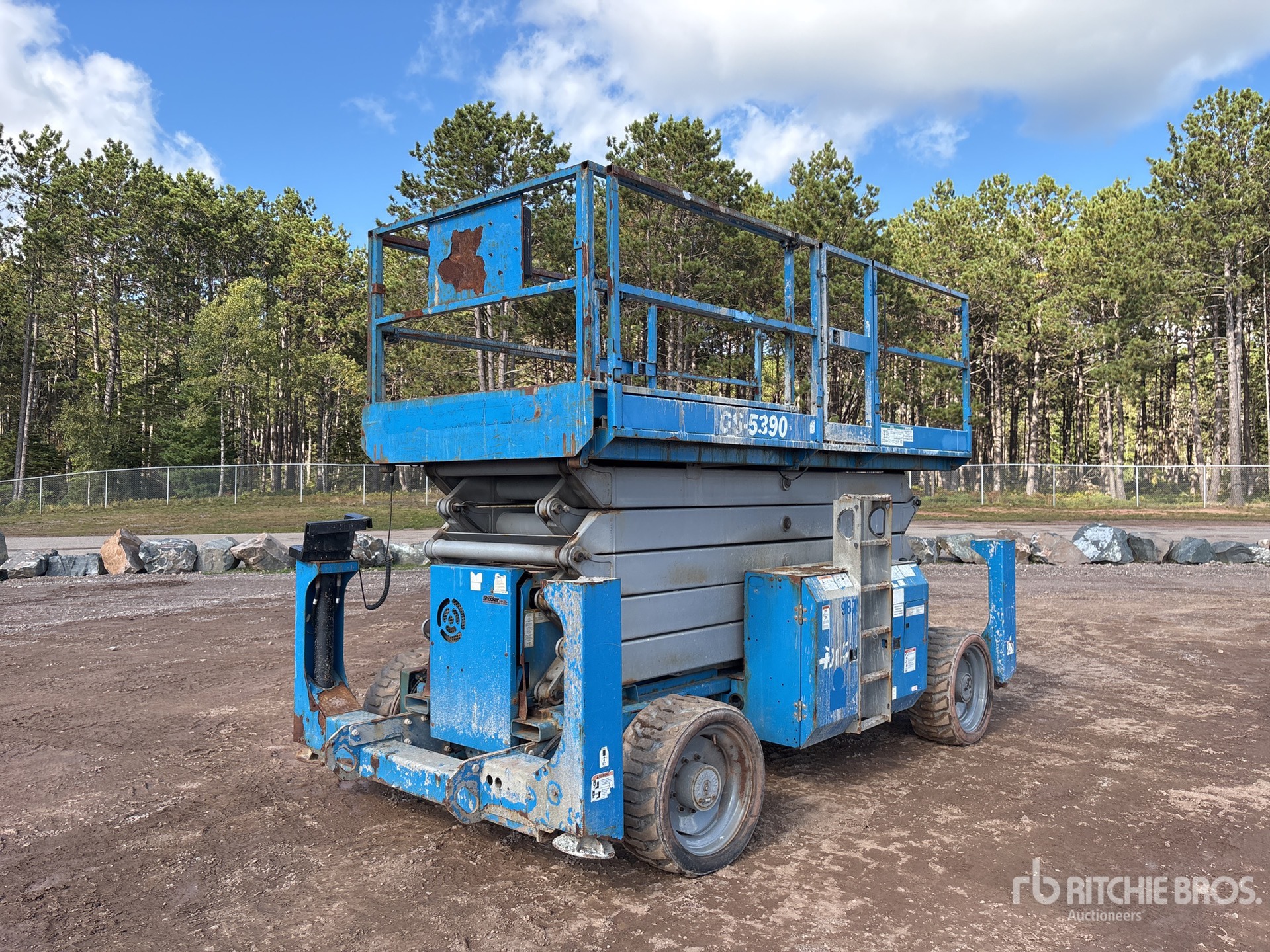 Photo of 2013 Genie GS-5390RT