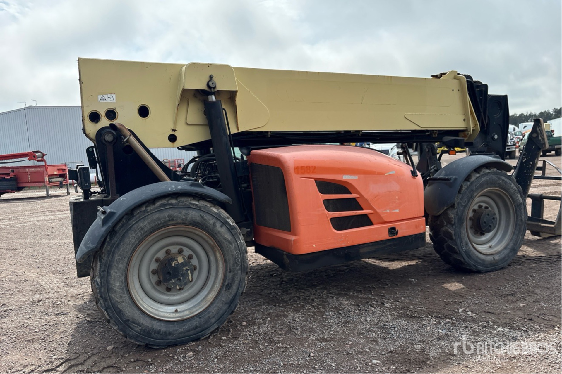 2014 JLG G12-55A