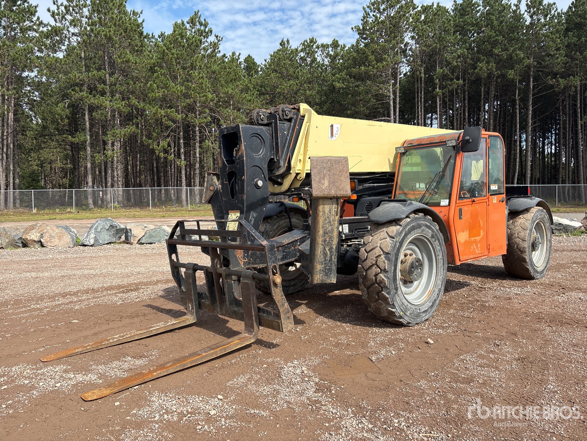 Photo of 2014 JLG G12-55A