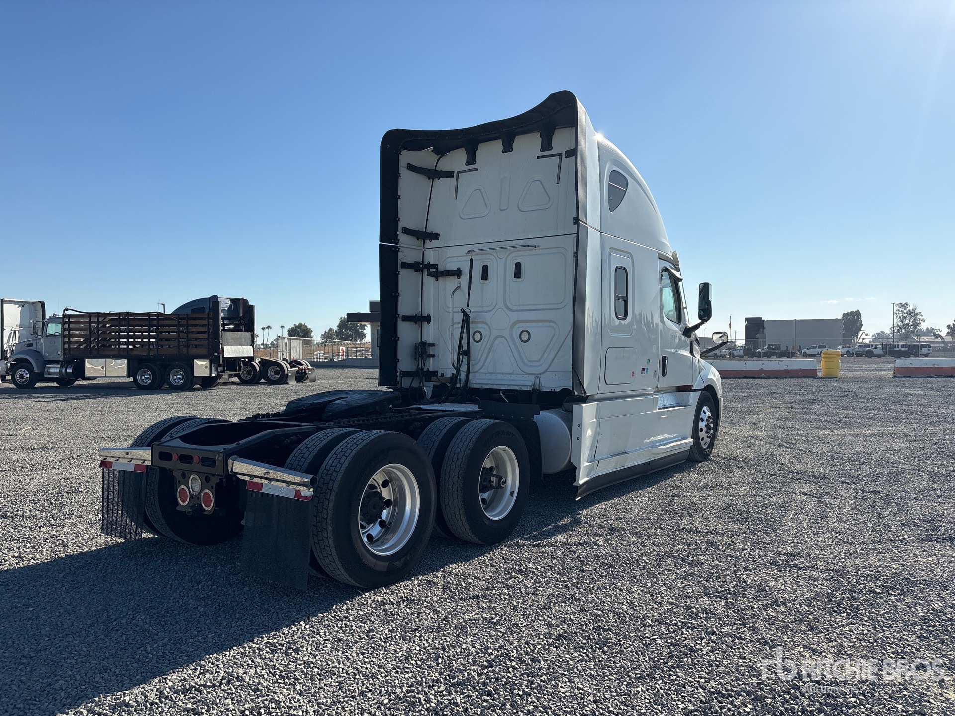2021 Freightliner CASCADIA 126