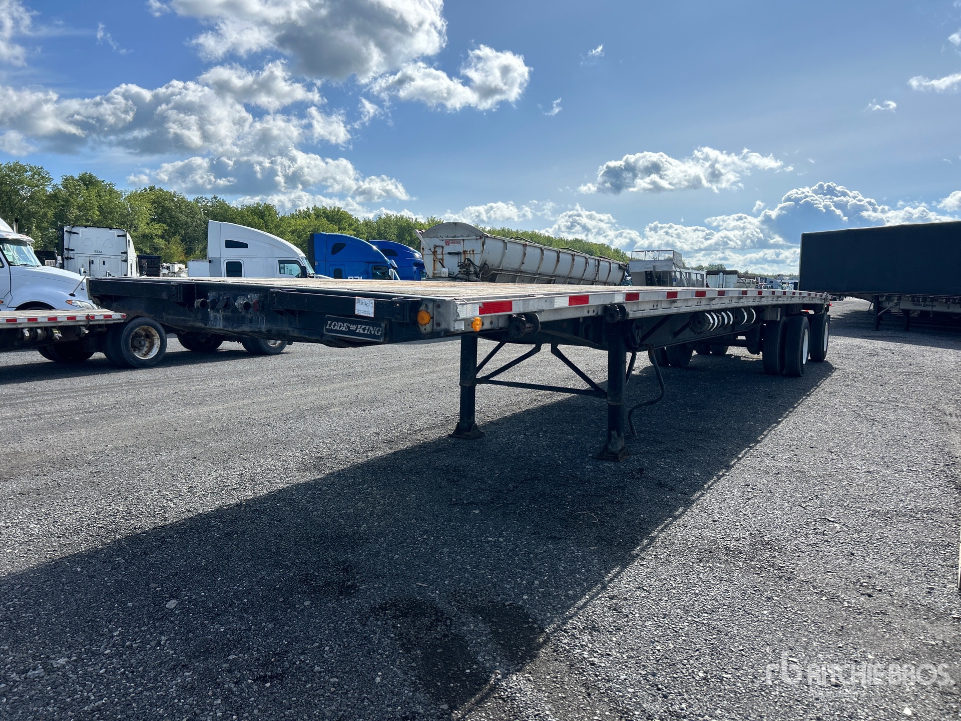 2000 Load King  48 ft T/A
