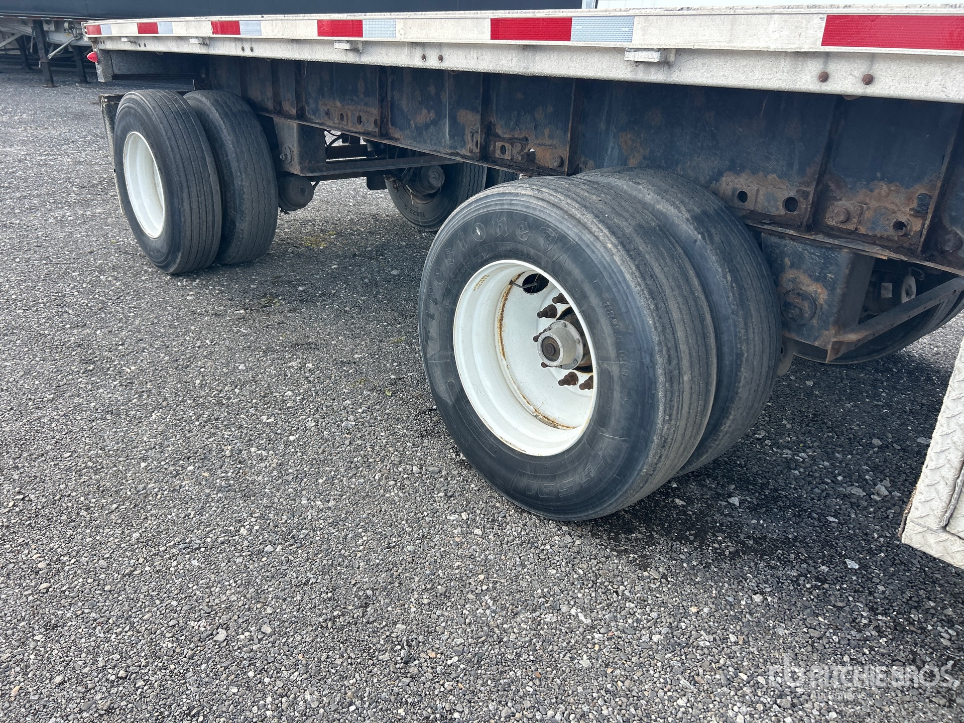 2000 Load King 48 ft T/A