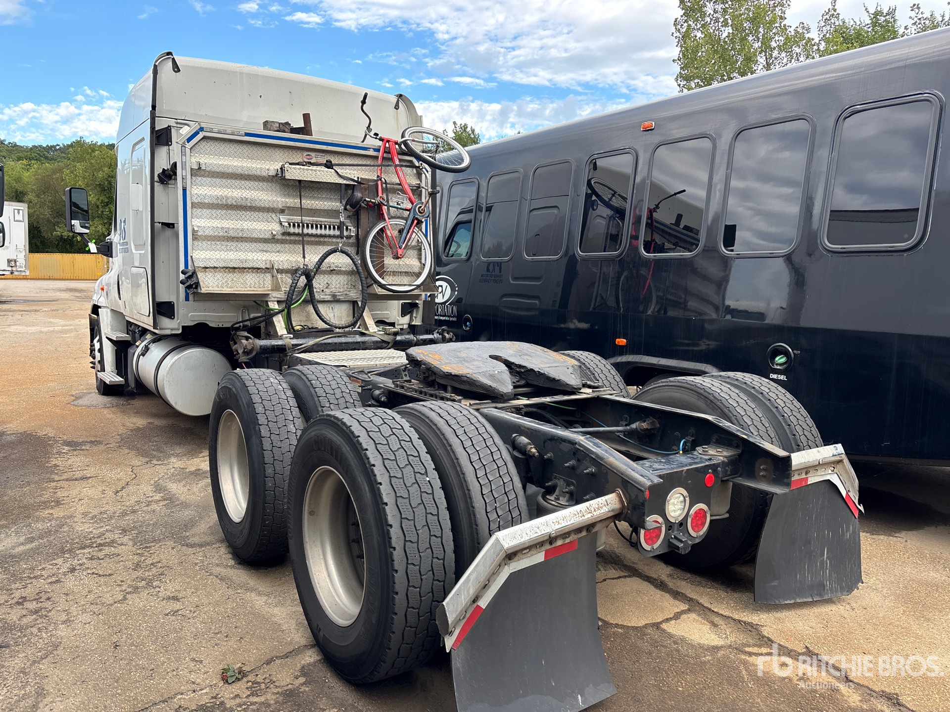 2019 Freightliner CASCADIA 125