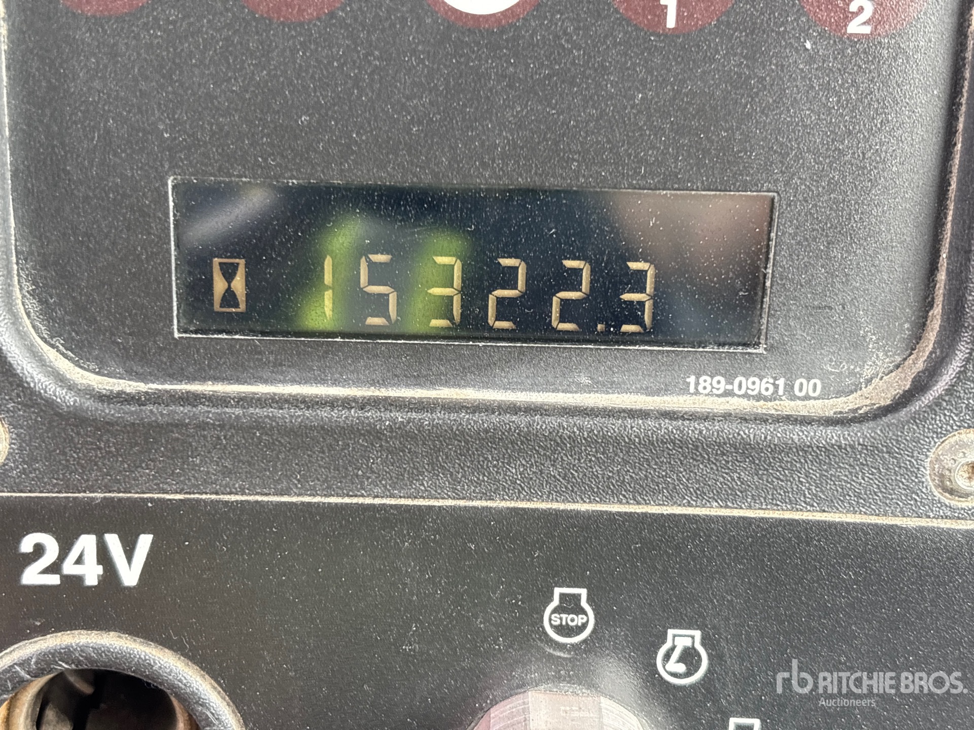 2002 Caterpillar 735