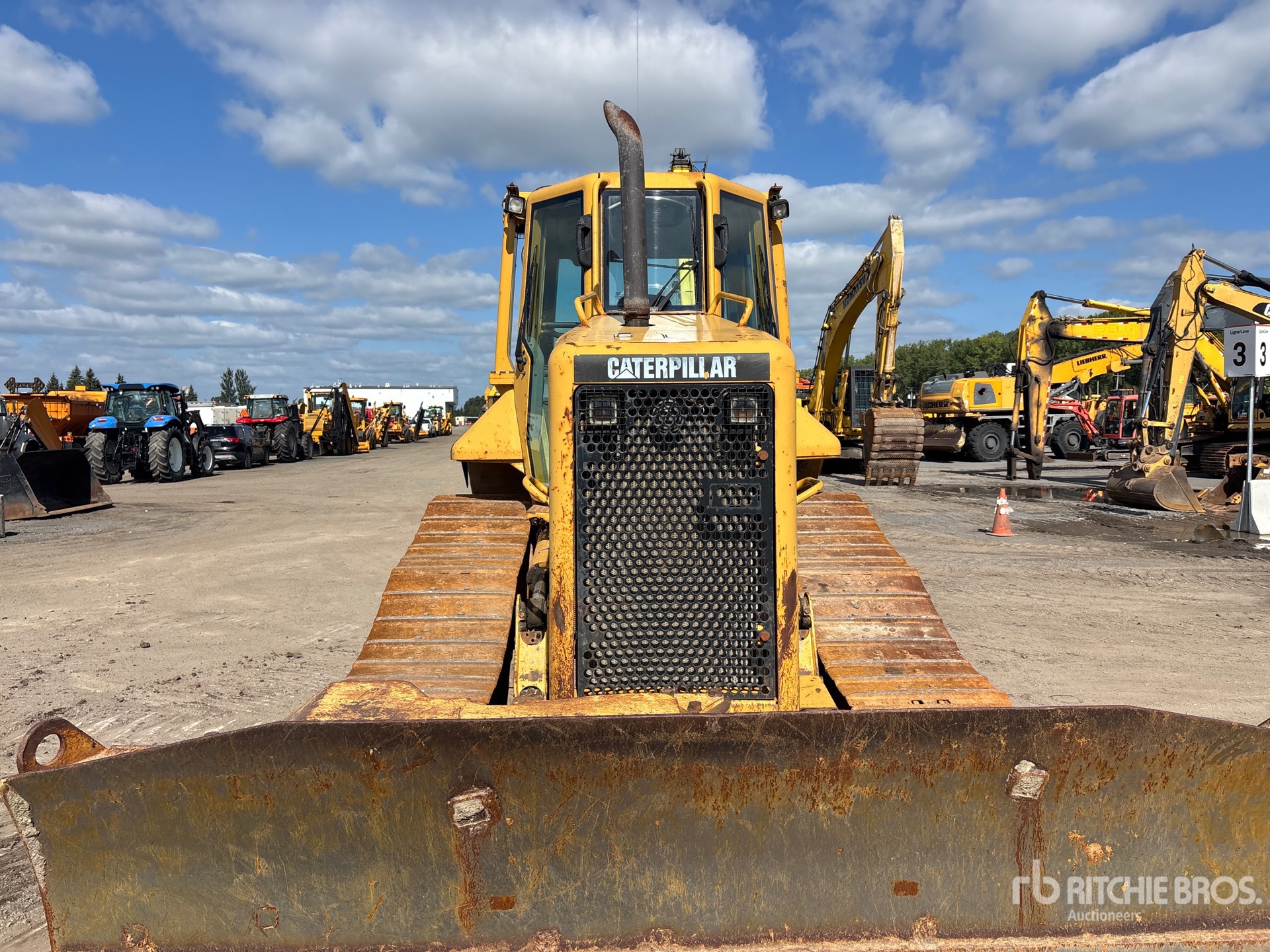 2004 Caterpillar D5N XL