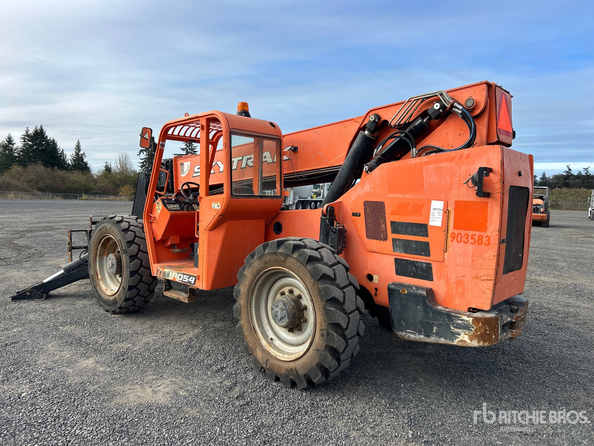 2019 Skytrak 10054