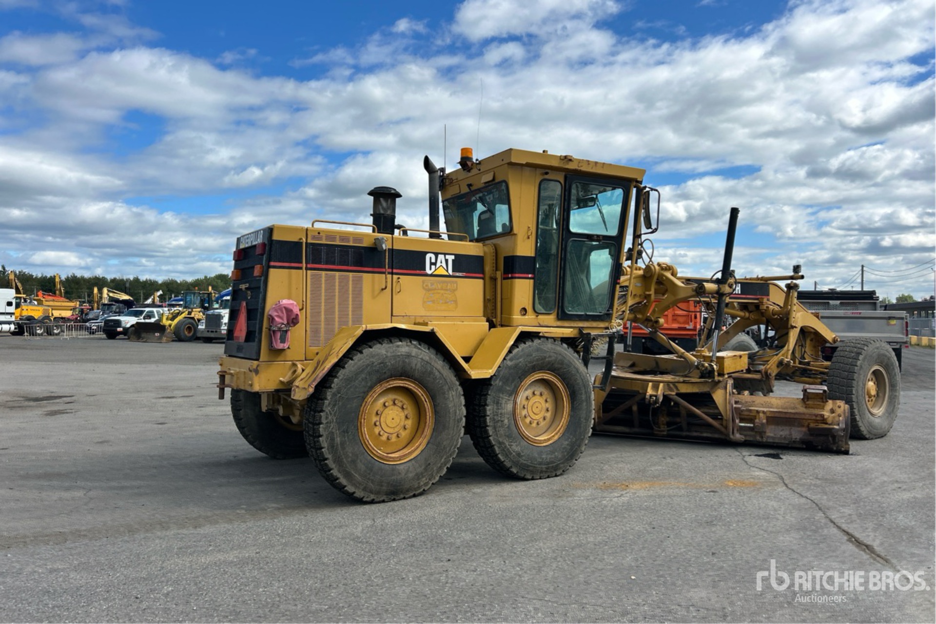 1995 Caterpillar 140 VHP PLUS