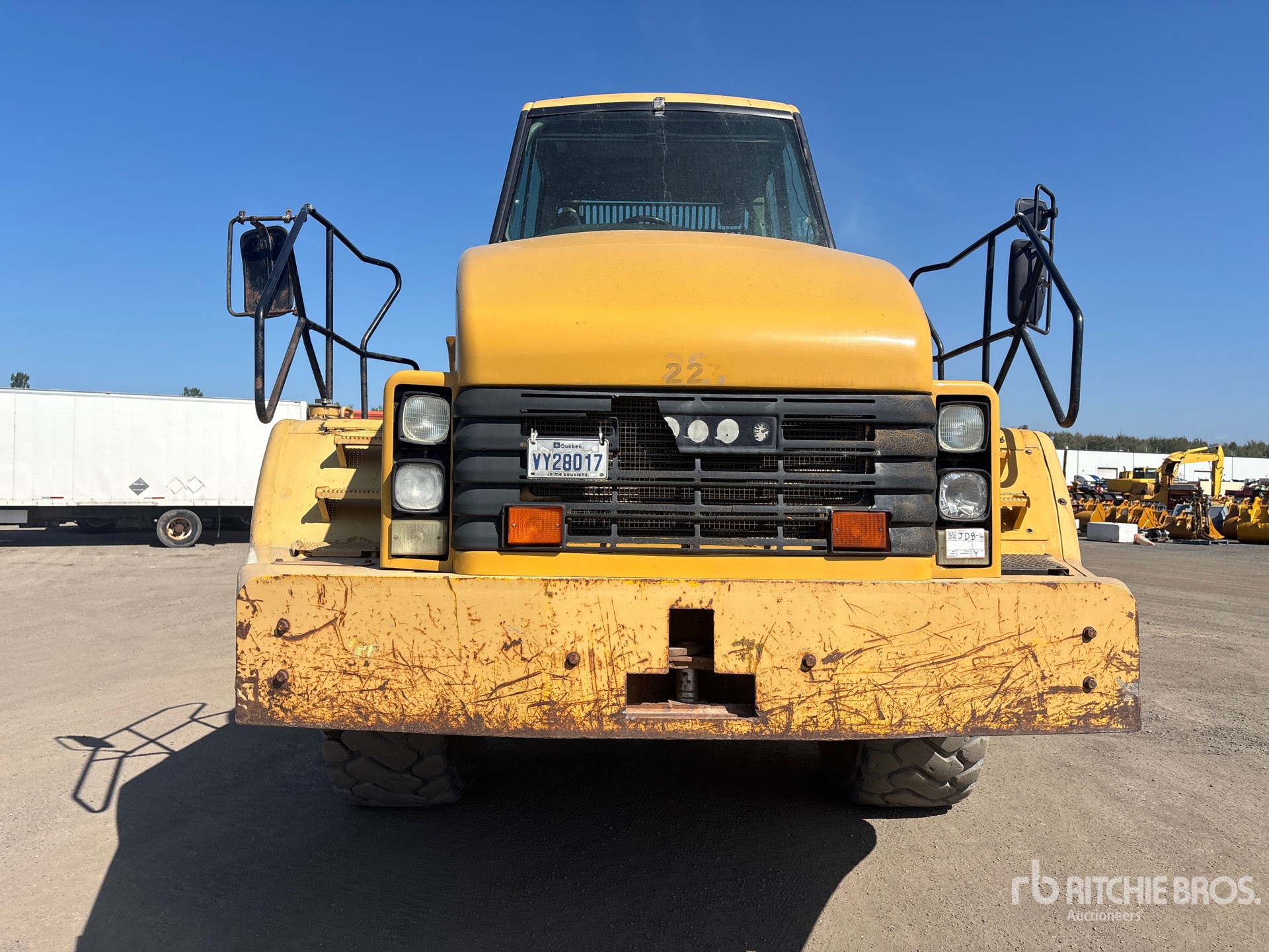 2002 Caterpillar 735