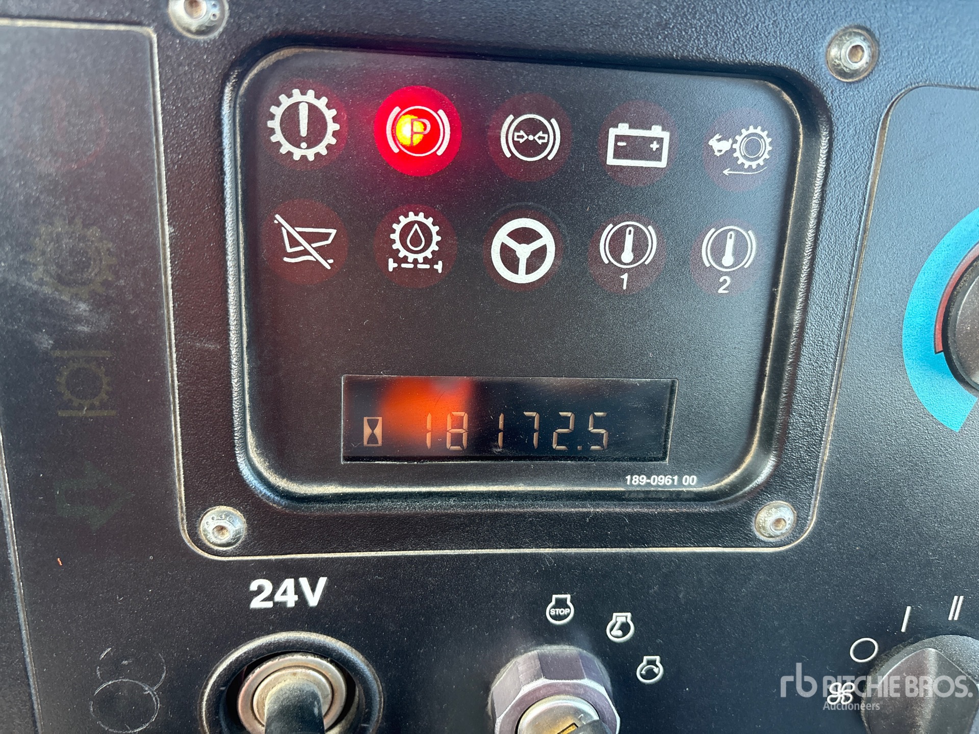 2002 Caterpillar 735
