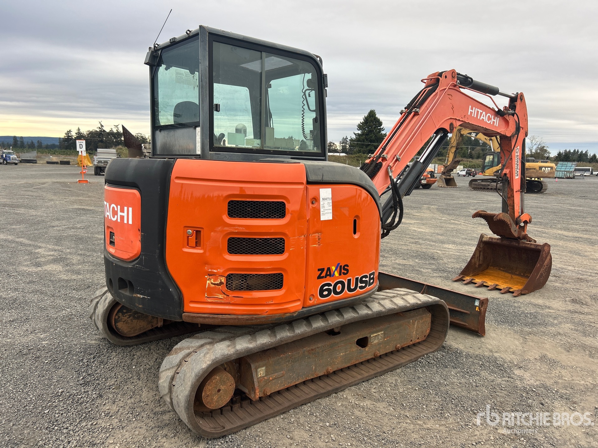2016 Hitachi ZX60USB-5N