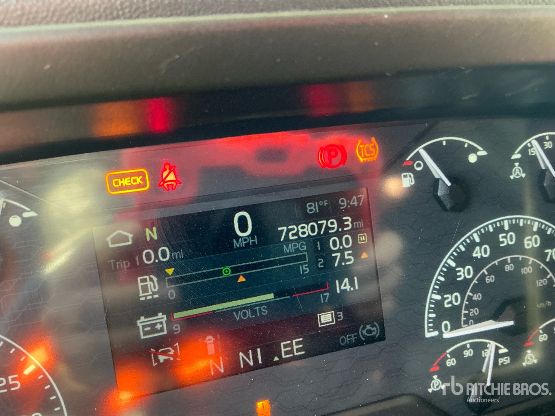2022 Volvo VNL760