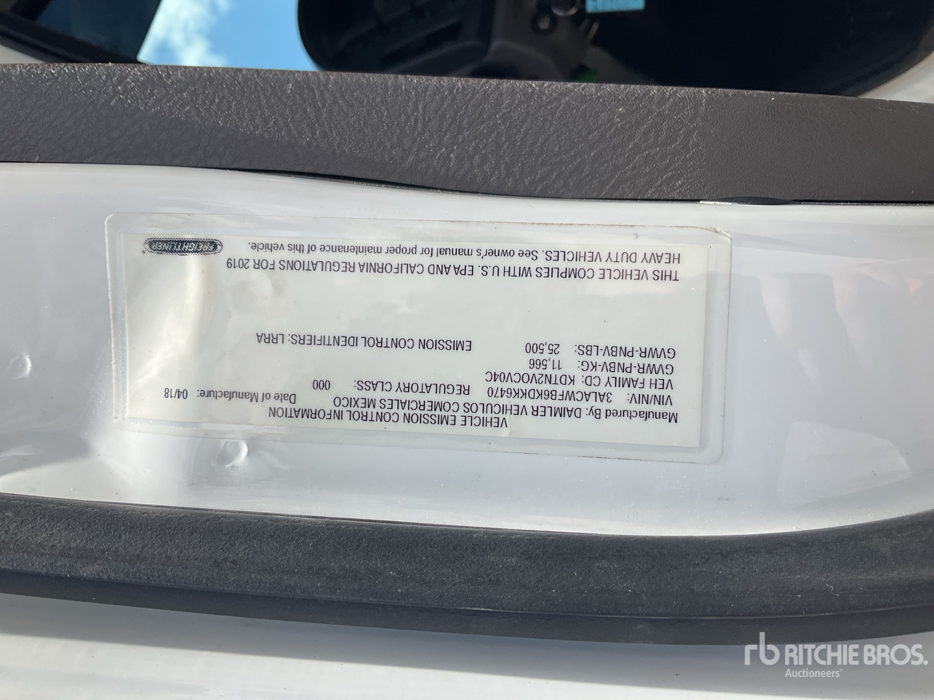 2019 Freightliner M2 106