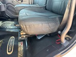 Cab with Seats/armrests