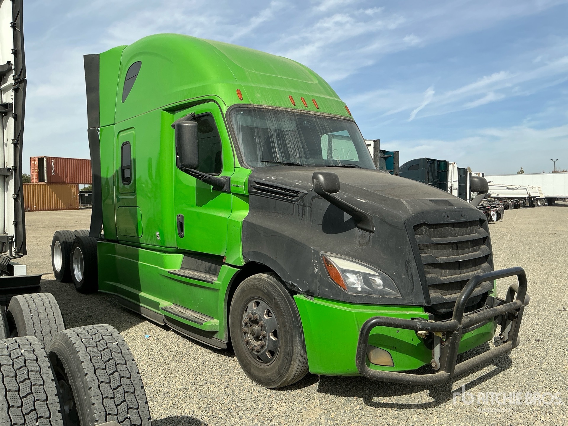 2020 Freightliner CASCADIA 126